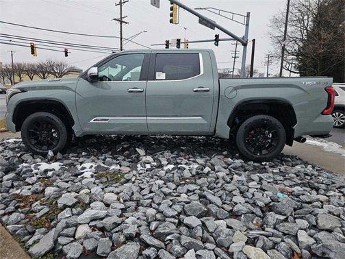 2025 Toyota Tundra Hybrid 1794 Edition