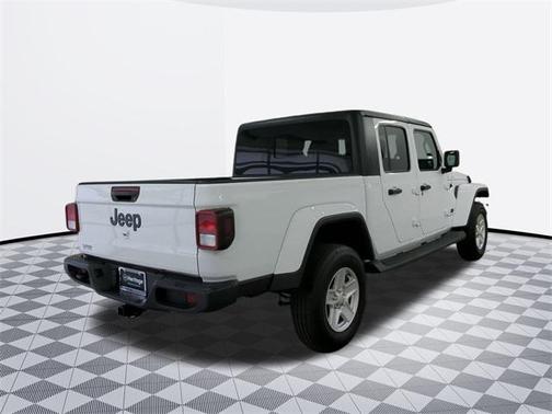 2022 Jeep Gladiator Sport S
