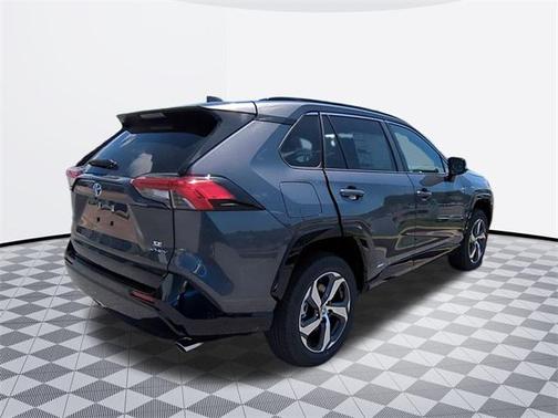2025 Toyota RAV4 Hybrid SE