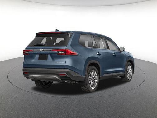 Storm Cloud 2026 Toyota Grand Highlander Platinum