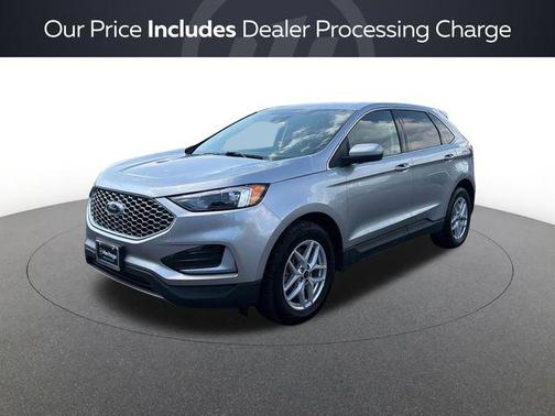 Iconic Silver Metallic 2024 Ford Edge SEL