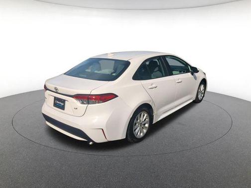 Super White 2021 Toyota Corolla LE