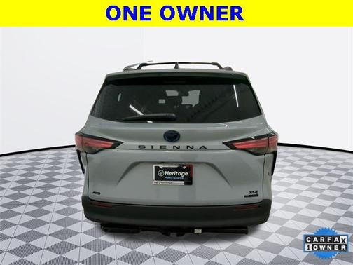 2022 Toyota Sienna XLE