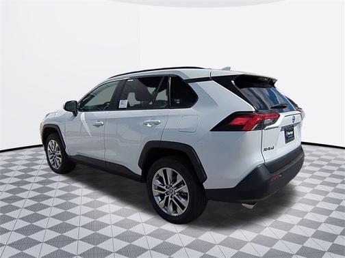 2025 Toyota RAV4 Hybrid XLE Premium