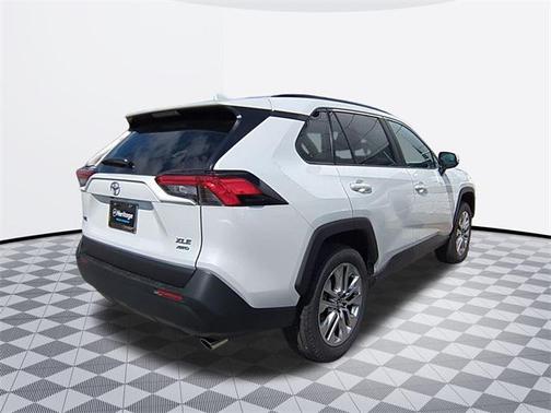 2025 Toyota RAV4 Hybrid XLE Premium
