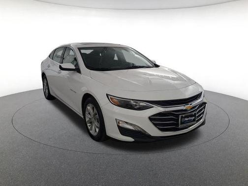Summit White 2024 Chevrolet Malibu FWD 1LT