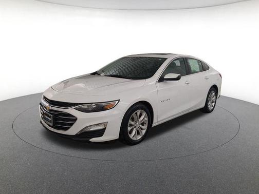Summit White 2024 Chevrolet Malibu FWD 1LT