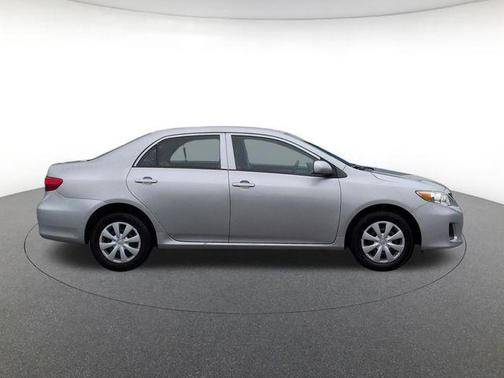 Classic Silver Metallic 2013 Toyota Corolla L