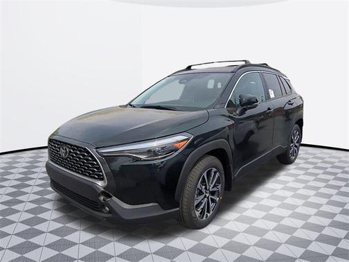 2025 Toyota Corolla Cross XLE