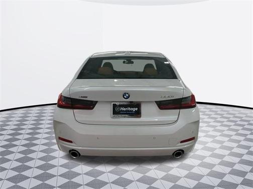 2024 BMW 330 i xDrive