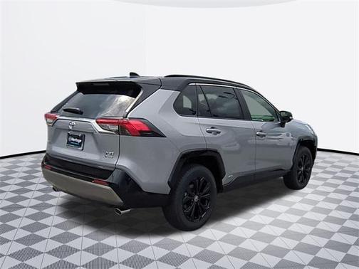 2025 Toyota RAV4 Hybrid SE