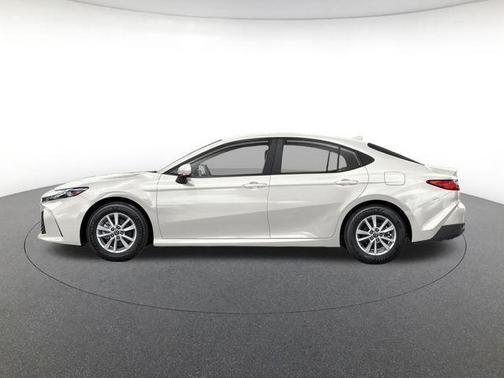 Ice Cap 2026 Toyota Camry LE