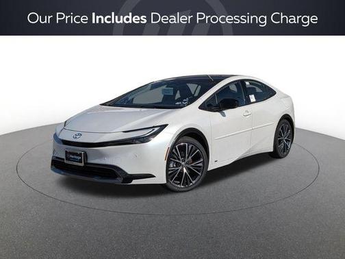Pear 2026 Toyota Prius Plug-In Hybrid XSE Premium