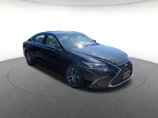 Obsidian 2023 Lexus ES 300h Base
