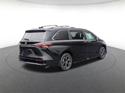 2026 Toyota Sienna Platinum