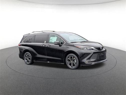 2026 Toyota Sienna Platinum