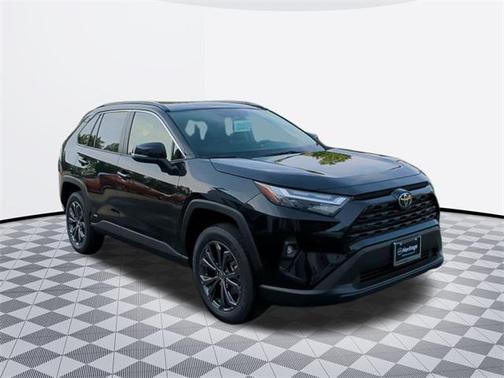 2025 Toyota RAV4 Hybrid XLE Premium