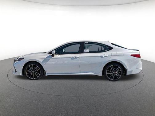 Pear 2026 Toyota Camry XSE