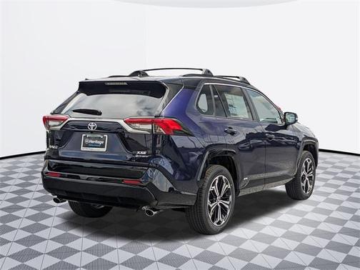 2025 Toyota RAV4 Hybrid SE
