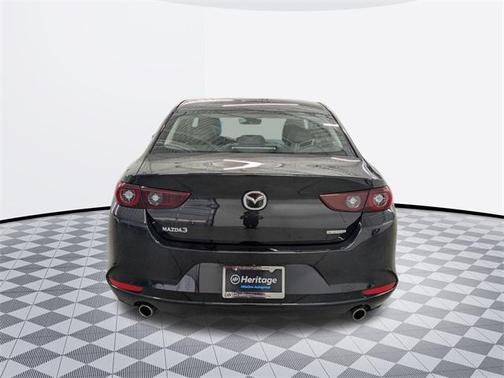 2022 Mazda Mazda3 FWD w/Preferred Package