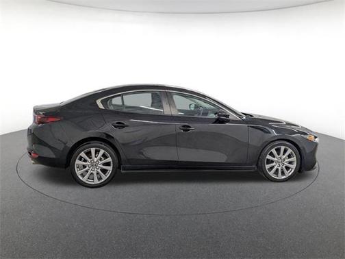 2022 Mazda Mazda3 FWD w/Preferred Package