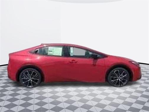 2025 Toyota Prius L