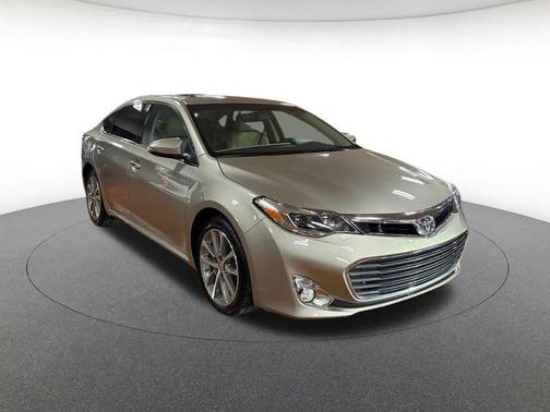Creme Brulee Mica 2015 Toyota Avalon XLE Touring