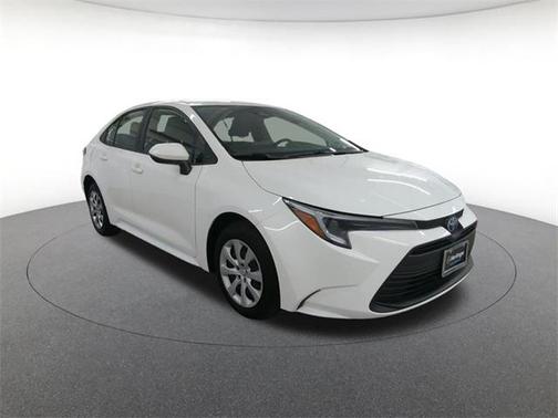2025 Toyota Corolla Hybrid LE