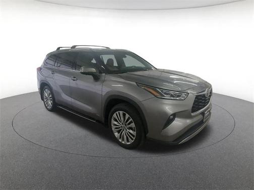 2025 Toyota Highlander Hybrid Platinum