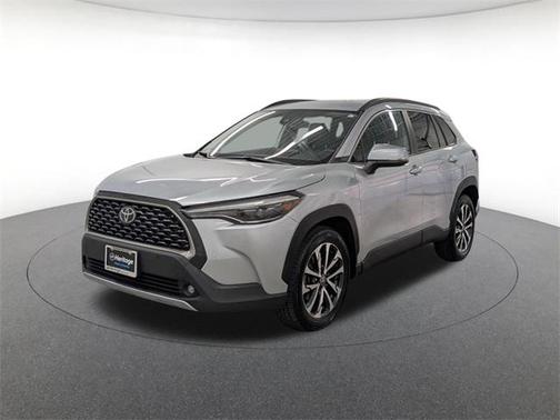 2022 Toyota Corolla Cross XLE