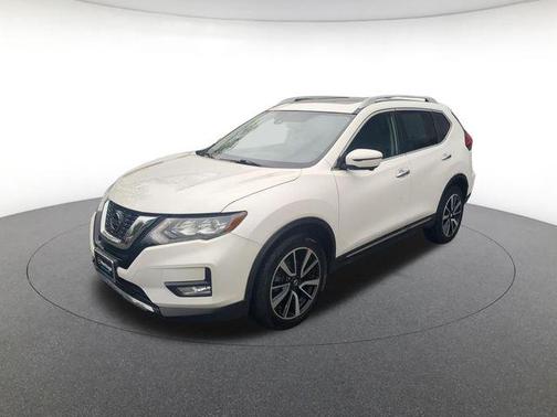 Pearl White Tricoat 2020 Nissan Rogue SL