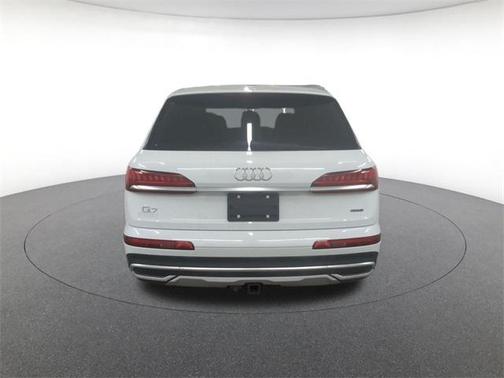 2021 Audi Q7 55 Prestige