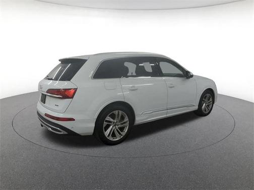 2021 Audi Q7 55 Prestige