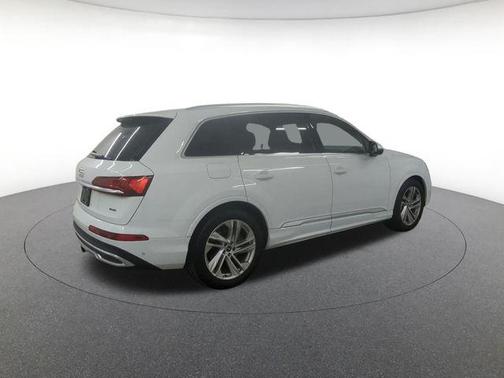 2021 Audi Q7 55 Prestige