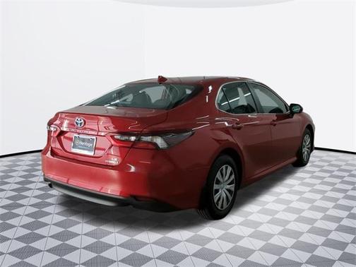 2024 Toyota Camry Hybrid LE