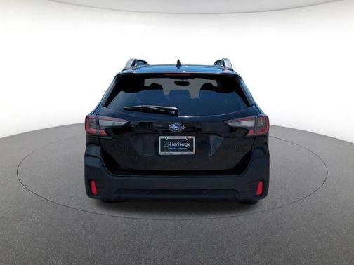 Crystal Black Silica 2020 Subaru Outback Onyx Edition XT