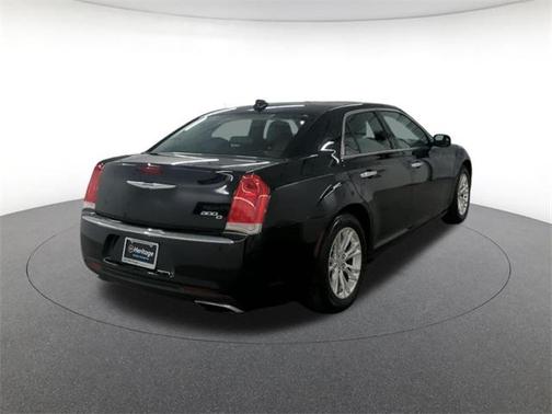 2016 Chrysler 300 S