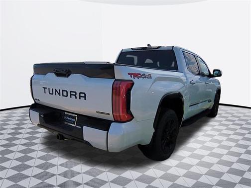 2025 Toyota Tundra Hybrid Platinum