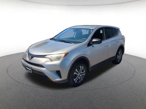 Silver Sky Metallic 2018 Toyota RAV4 LE