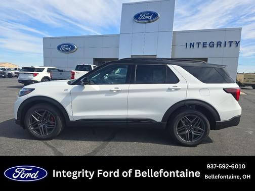 2025 Ford Explorer ST-Line