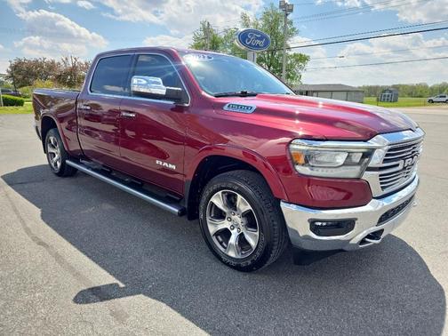 Delmonico Red Pearlcoat 2022 RAM 1500 Laramie