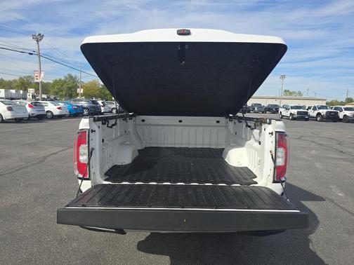 2016 GMC Canyon Base