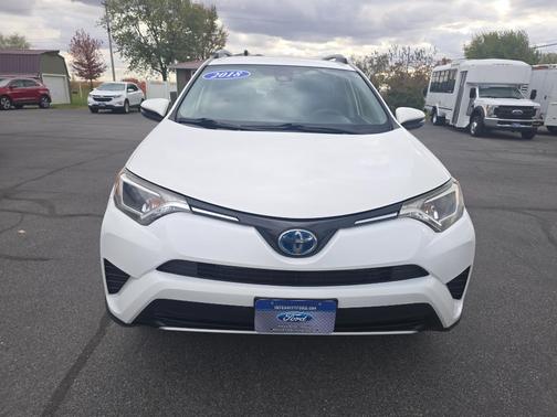 2018 Toyota RAV4 Hybrid LE