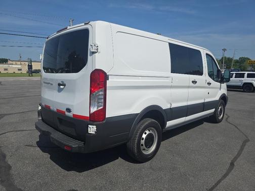 2015 Ford Transit-250 Base