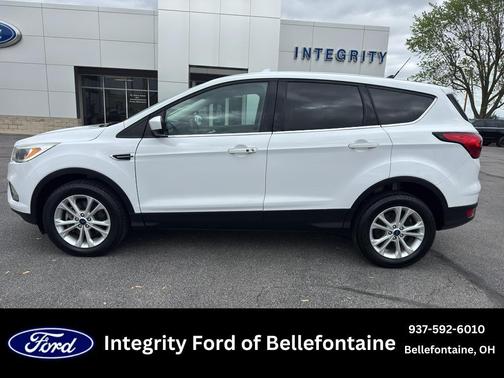 Oxford White 2019 Ford Escape SE