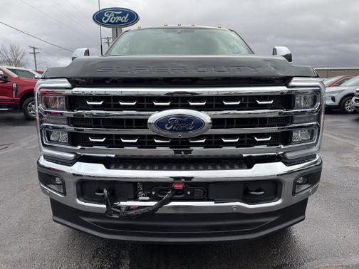 Agate Black Metallic 2026 Ford F-350 Lariat Super Duty