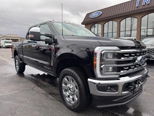 Agate Black Metallic 2026 Ford F-350 Lariat Super Duty