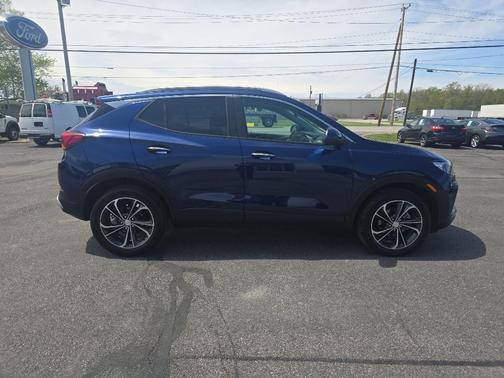 2022 Buick Encore GX Select