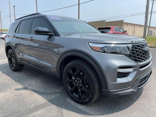 2024 Ford Explorer ST-Line