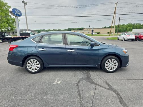 2016 Nissan Sentra SV